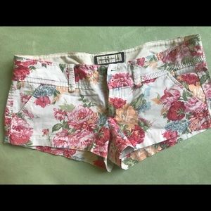 Abercrombie & Fitch Floral Shorts